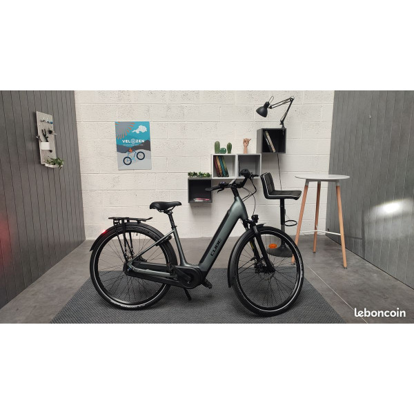CUBE Supreme Hybrid Pro