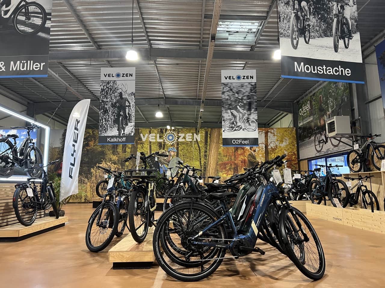 Les magasins Vélozen vous accueillent à Brest, Quimper, Lorient et Guérande