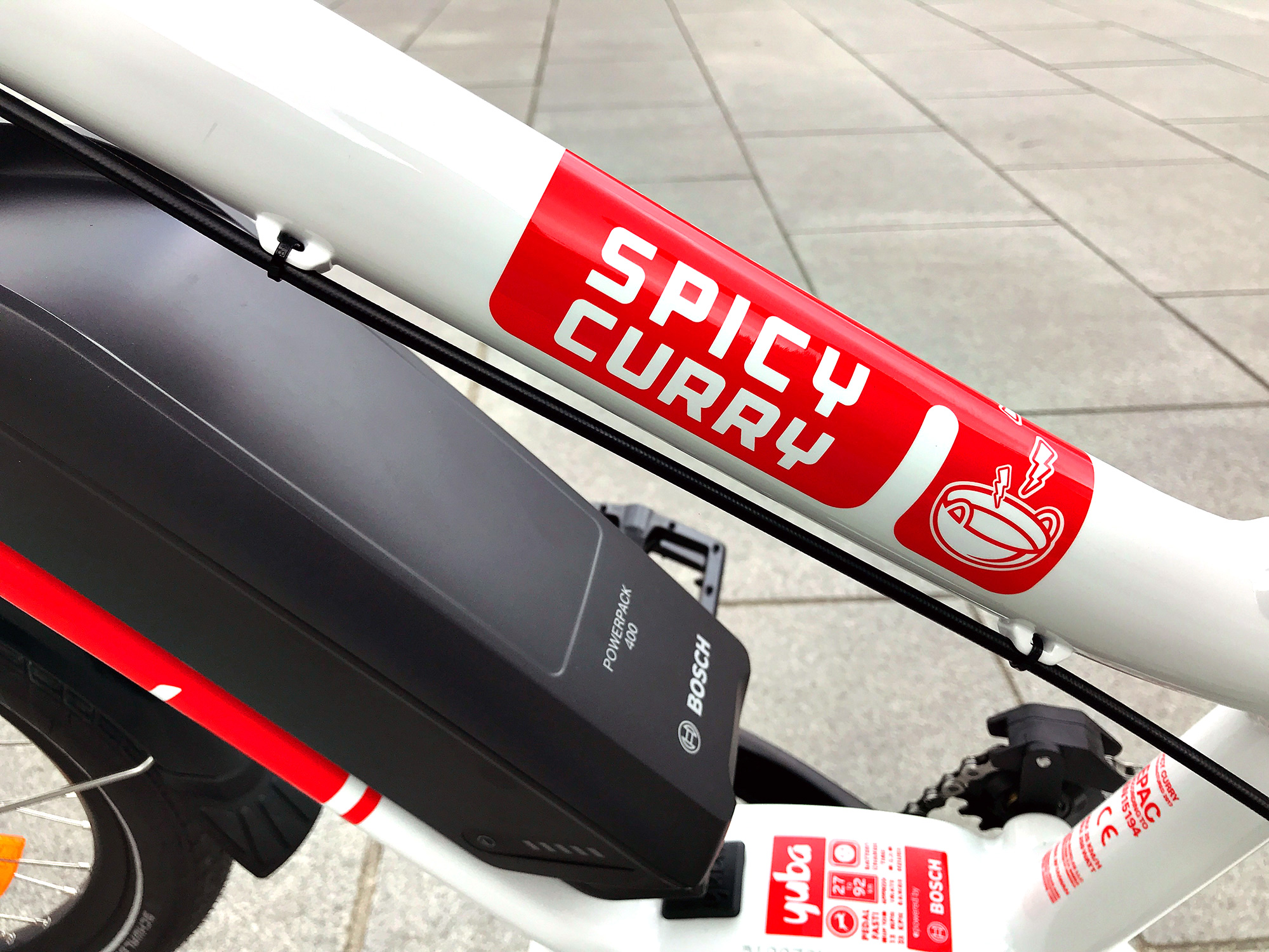 YUBA Spicy Curry Bosch - Vélo électrique cargo rallongé enfants