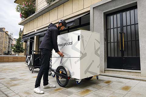 Livraison à domicile VAE cargo + Remorque Les entreprises cherchent offrir plus d'avantages à leurs employés pour améliorer leur qualité de vie et leur bien-être au travail