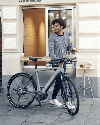 Un VAE (Vélo à Assistance Électrique) pour aller au travail est une excellente initiative pour réduire son empreinte carbone et améliorer sa condition physique