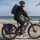 Voyager à vélo électrique: avantages et inconvénients