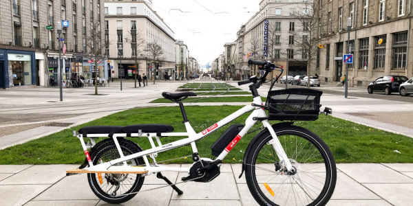 YUBA Spciy Curry Bosch ••• Le vélo électrique cargo XXL