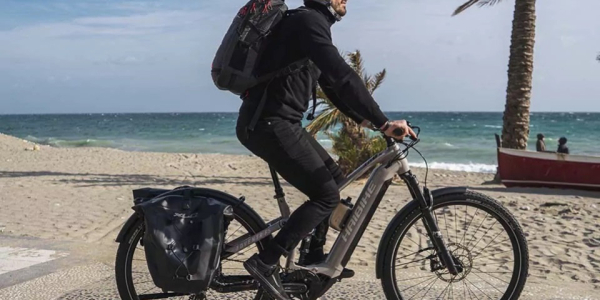 Voyager à vélo électrique: avantages et inconvénients