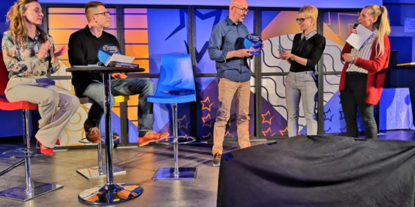 EN VIDÉO ••• Vélozen reçoit le trophée Stars & Métiers 2019